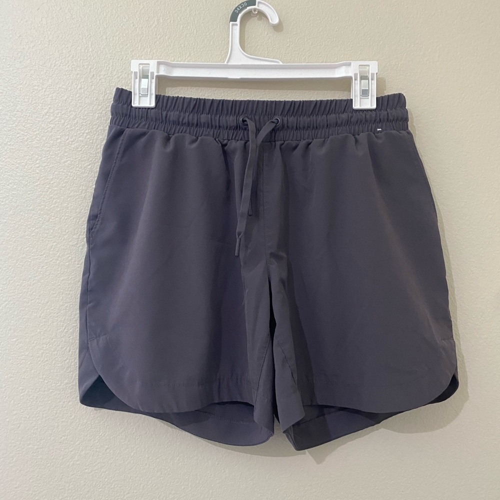 Athletic shorts